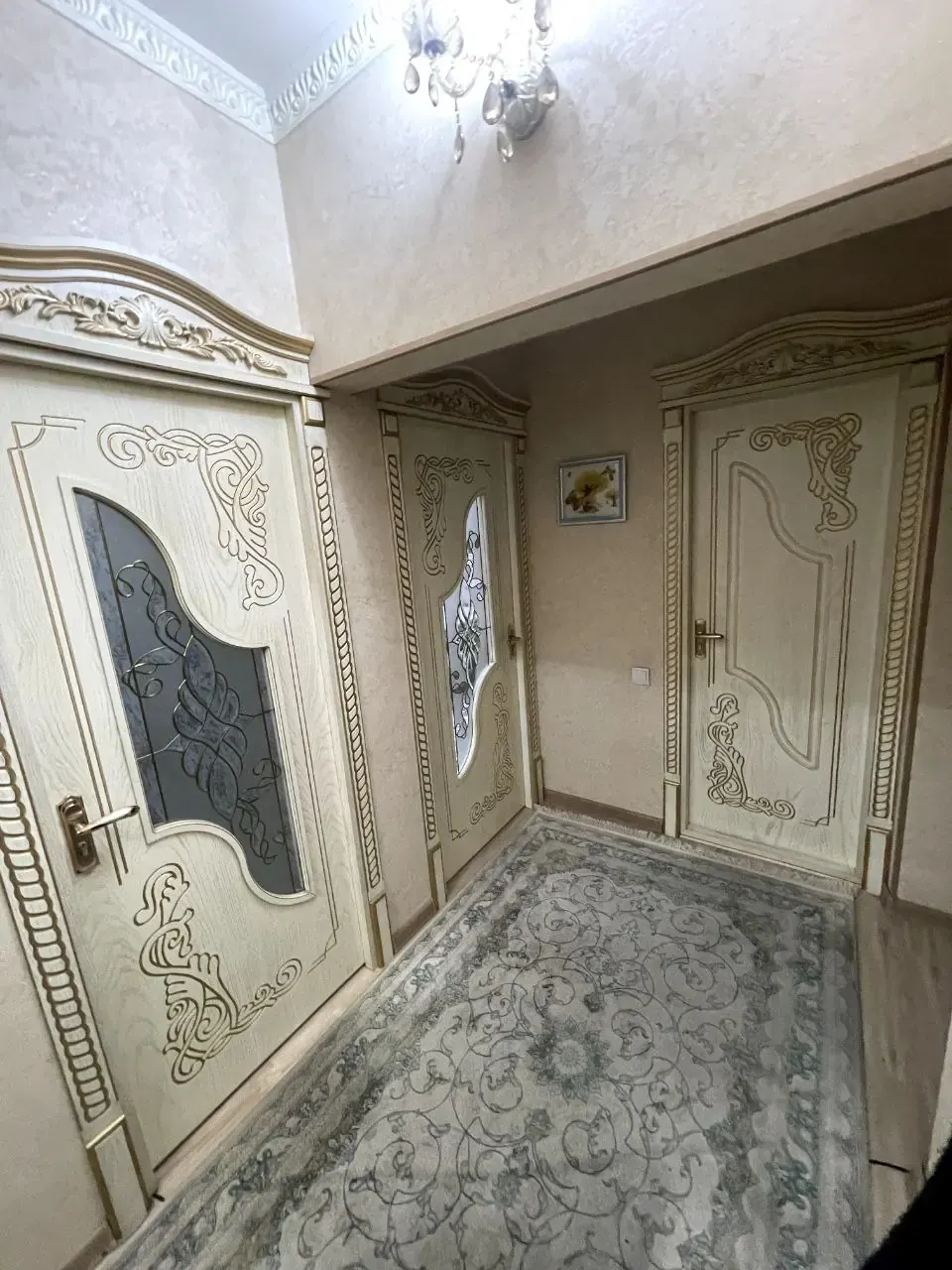 Сотилади 3 хонали квартира, 77 м², 4/9 қават — Мирзо Улуғбек тумани
