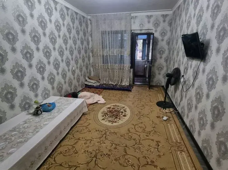 Сотилади 1 хонали квартира, 40 м², 1/9 қават — Сергели тумани
