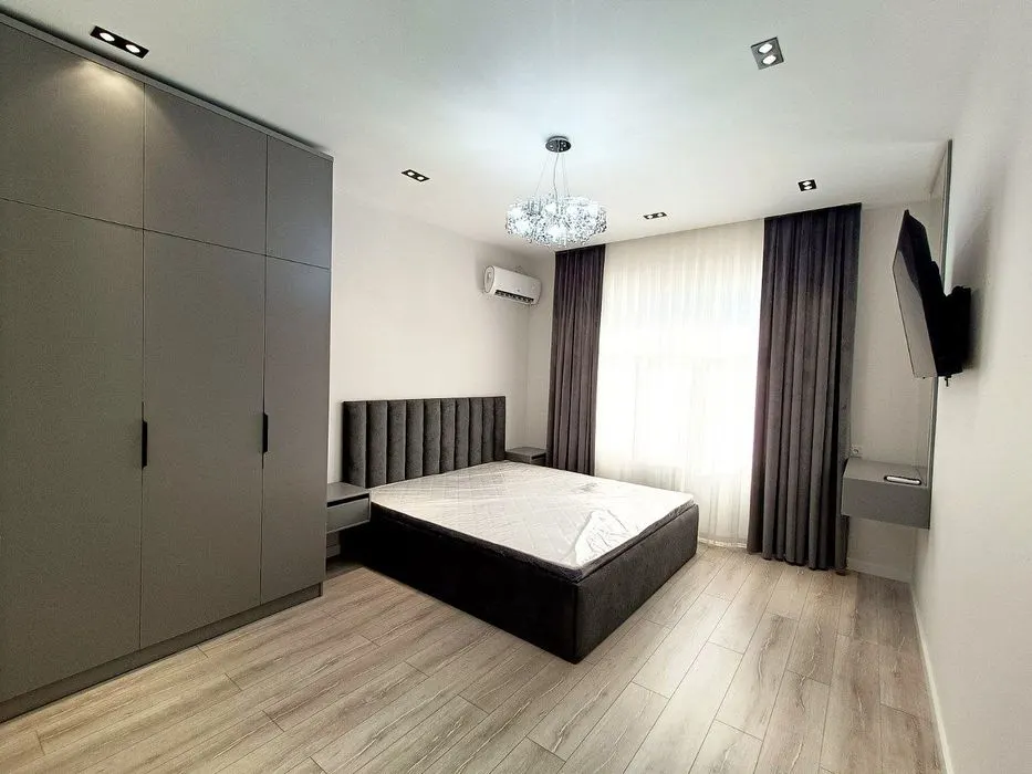 Ijaraga beriladi 4 xonali kvartira, 140 m², 7/7 qavat — Mirobod tumani