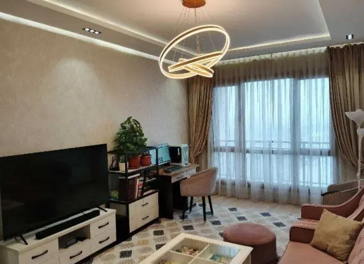 Продаётся 2-комнатная квартира, 68 м², 13/13 этаж — Алмазарский район