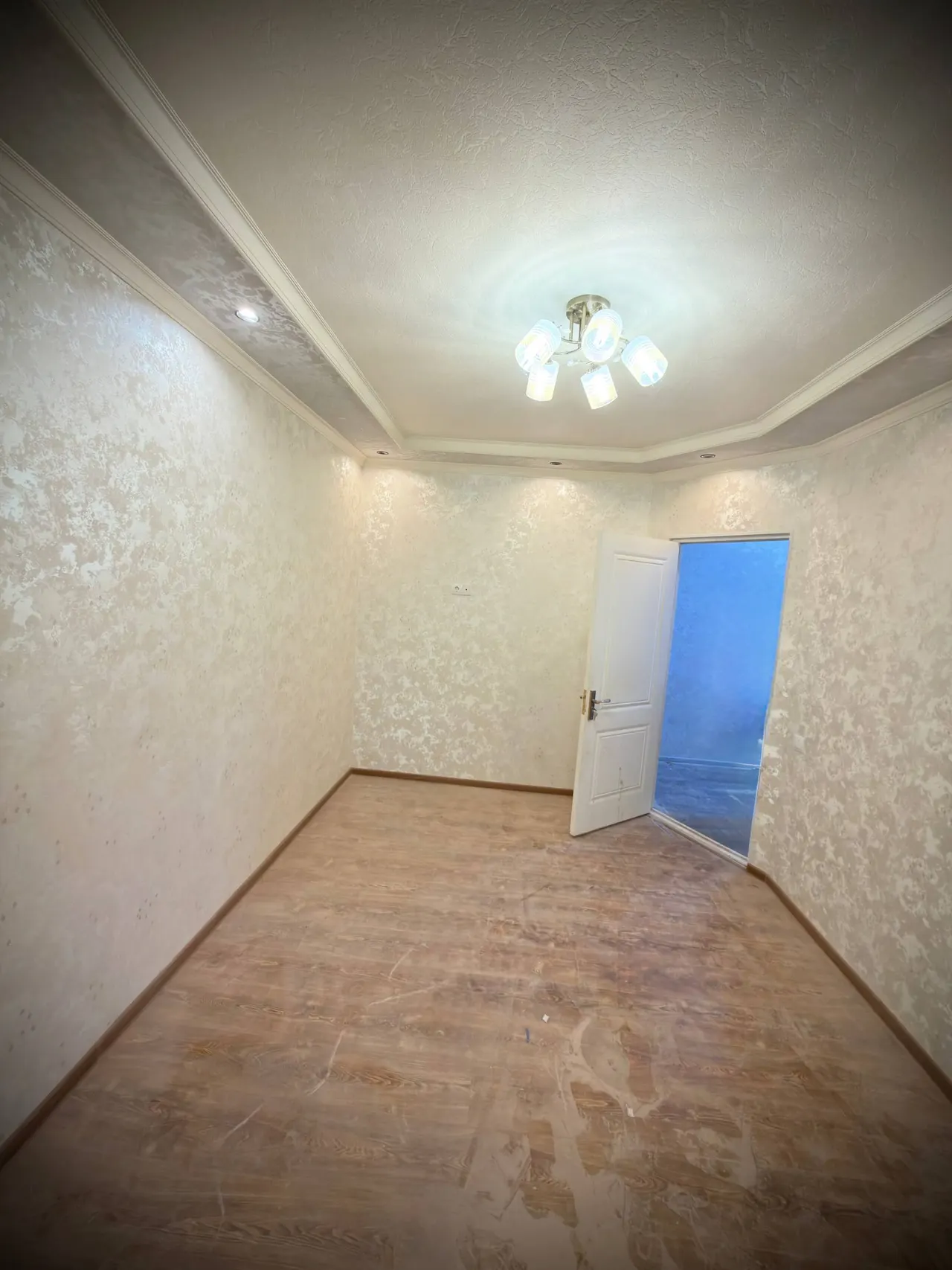 Продаётся 2-комнатная квартира, 53 м², 2/4 этаж — Яшнабадский район