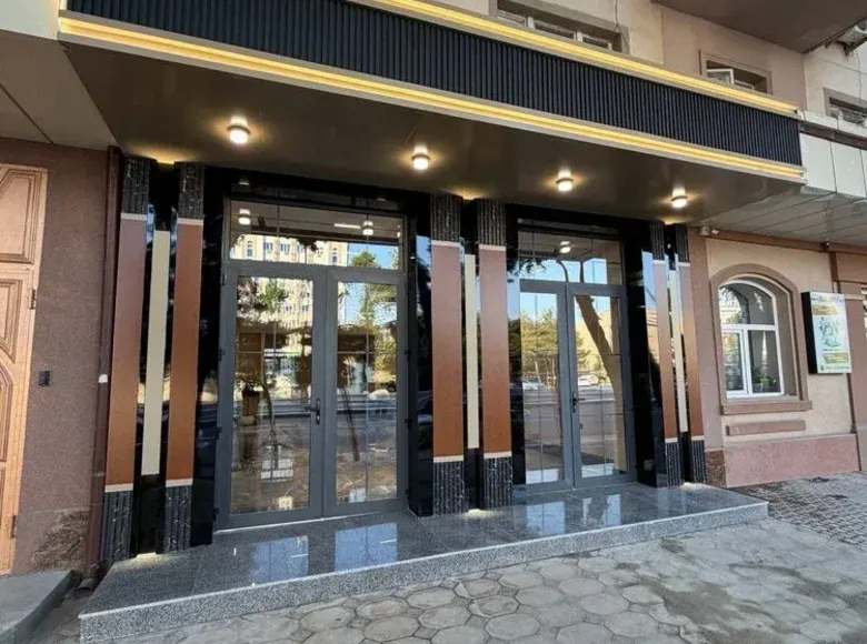 Ижарага берилади тижорат биноси, 80 м² — Яккасарой тумани