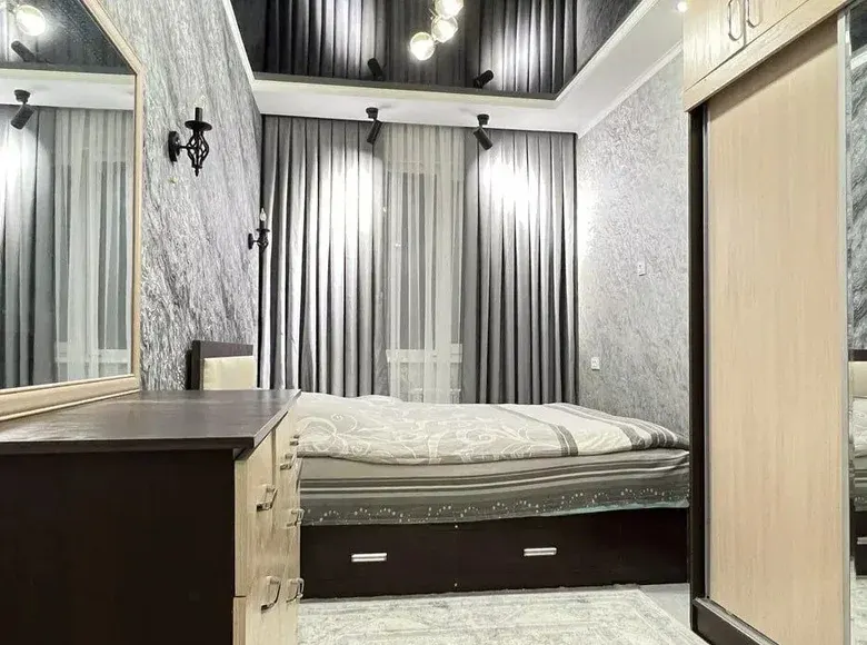 Сотилади 3 хонали квартира, 47 м², 3/4 қават — Мирзо Улуғбек тумани