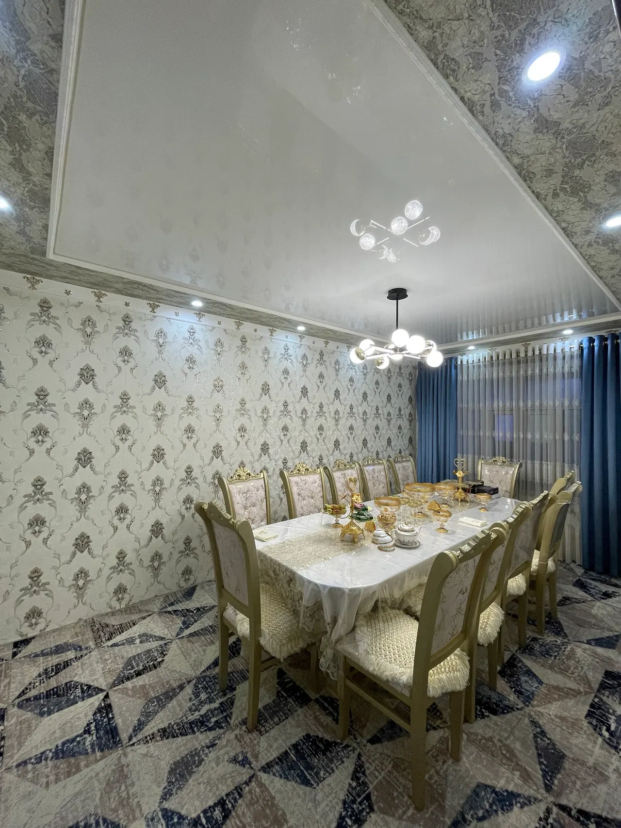 Sotiladi 3 xonali kvartira, 68 m², 1/4 qavat — Andijon shahri