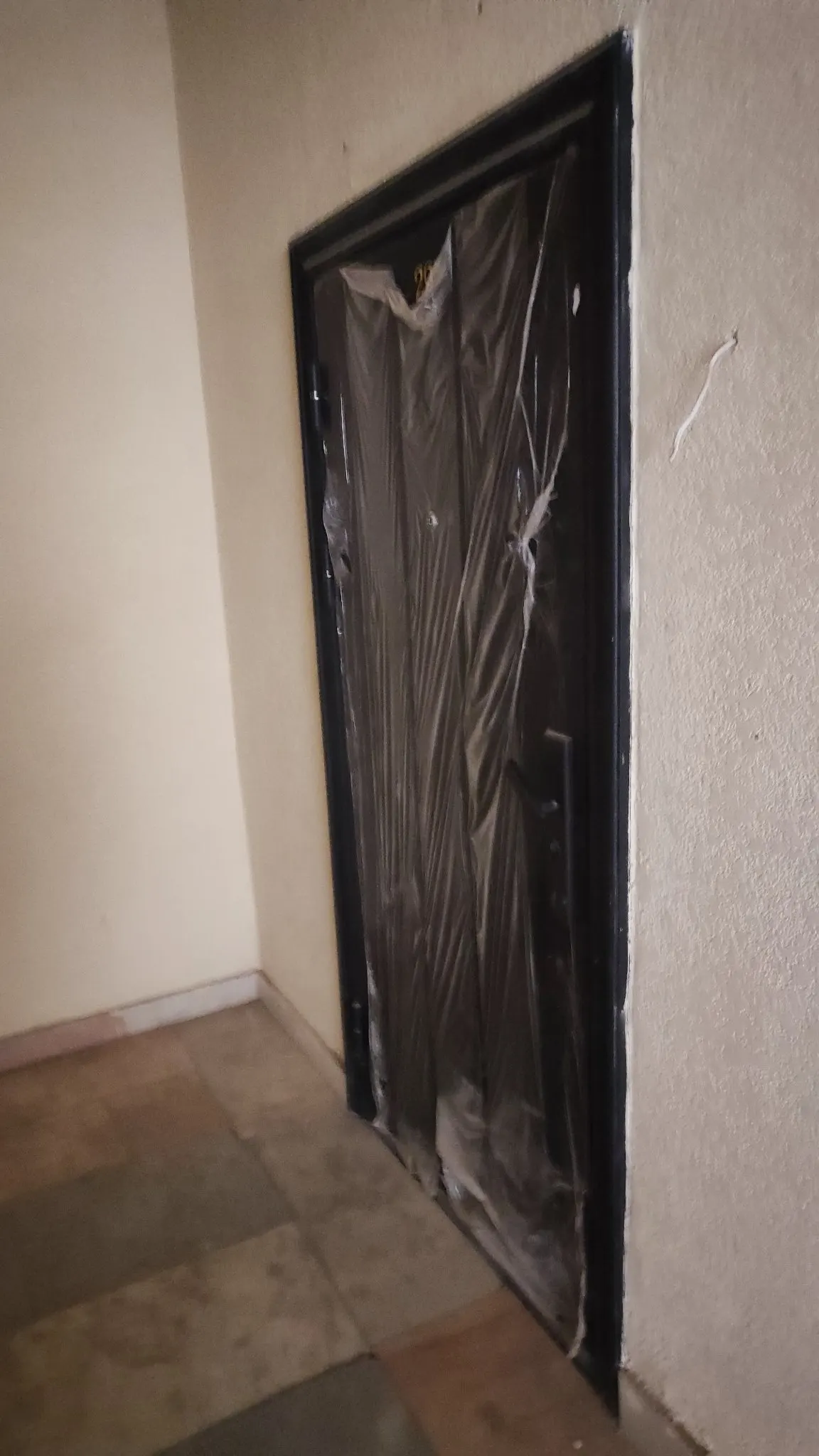 Сотилади 2 хонали квартира, 60 м², 5/5 қават — Қарши шаҳри