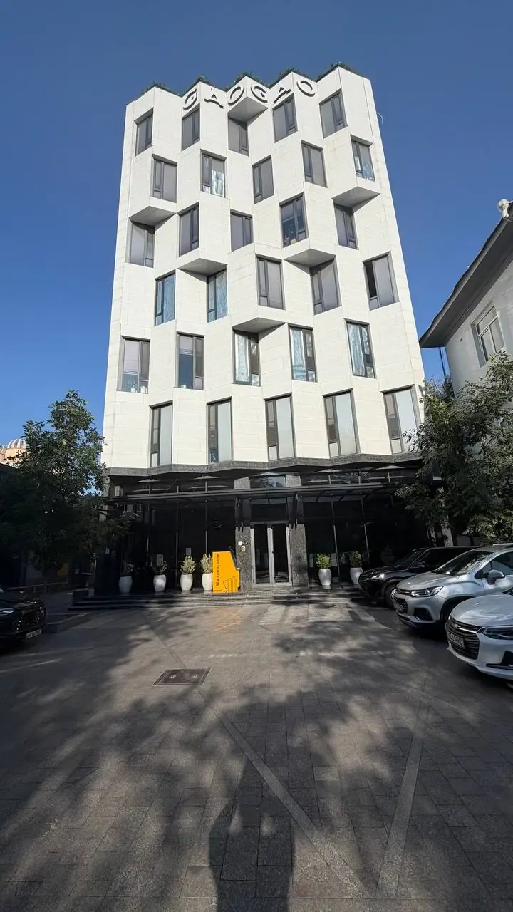 Ижарага берилади офис, 400 м², 4/8 қават — Яшнобод тумани