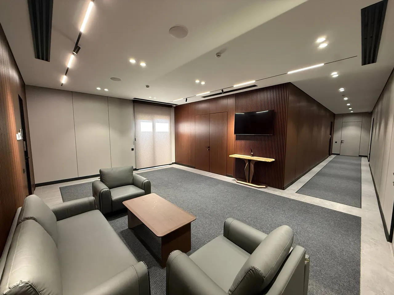 Продаётся коммерческое помещение, 400 м², 6/10 этаж — Мирзо-Улугбекский район