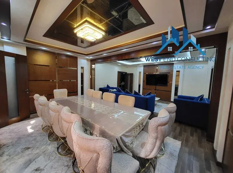 Sotiladi 4 xonali kvartira, 150 m², 8/12 qavat — Mirobod tumani