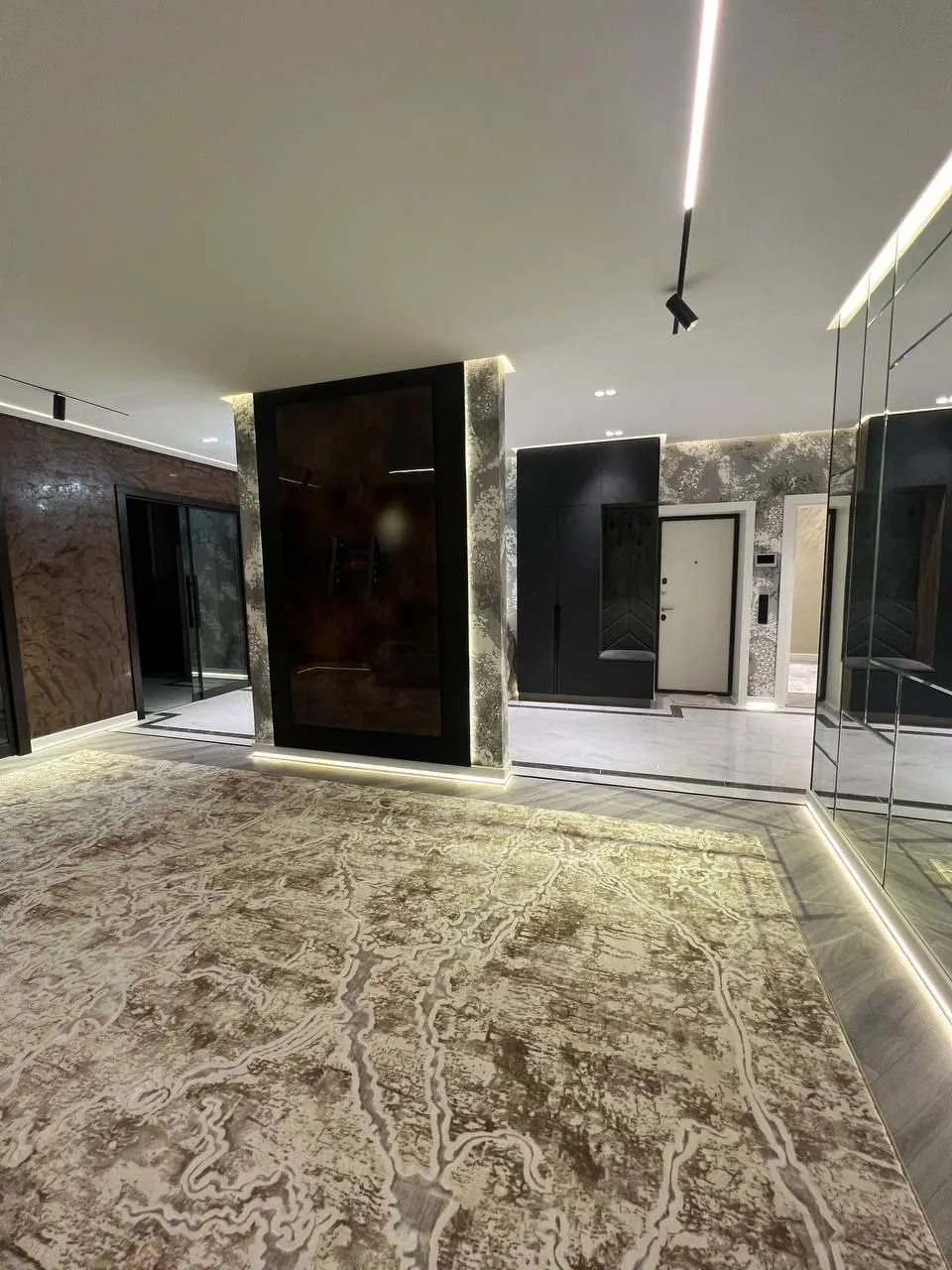 Sotiladi 3 xonali kvartira, 100 m², 3/4 qavat — Mirzo Ulugʻbek tumani