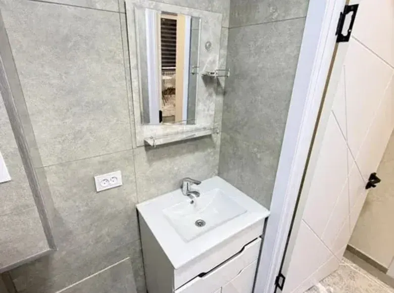 Продаётся 2-комнатная квартира, 34 м², 1/5 этаж — Яккасарайский район
