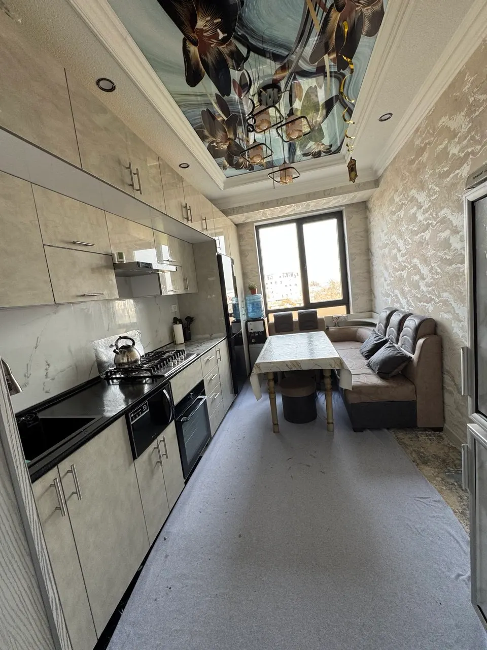 Сотилади 4 хонали квартира, 140 м², 5/10 қават — Зангиота тумани