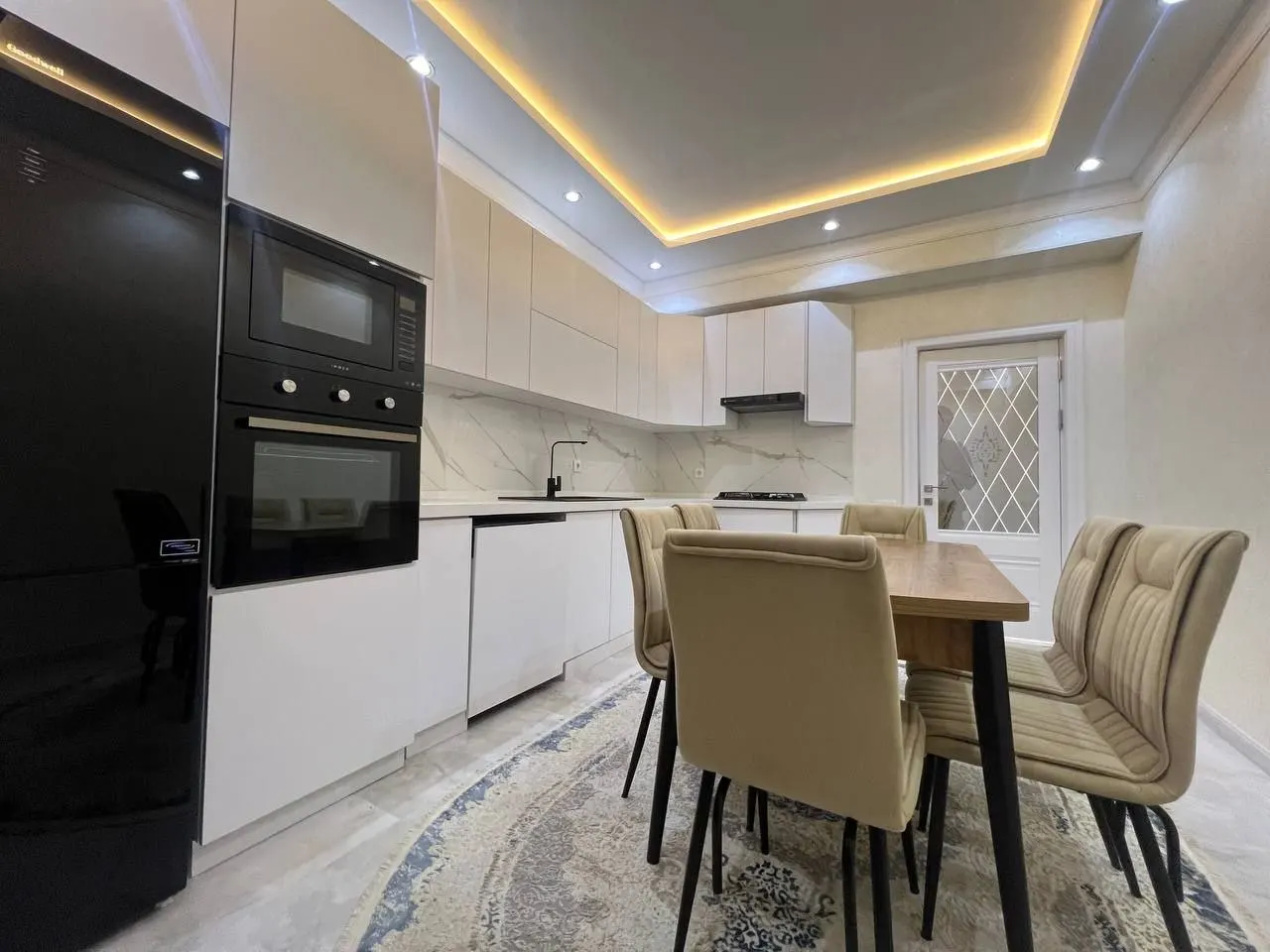 Сдаётся 3-комнатная квартира, 100 м², 8/10 этаж — Чиланзарский район