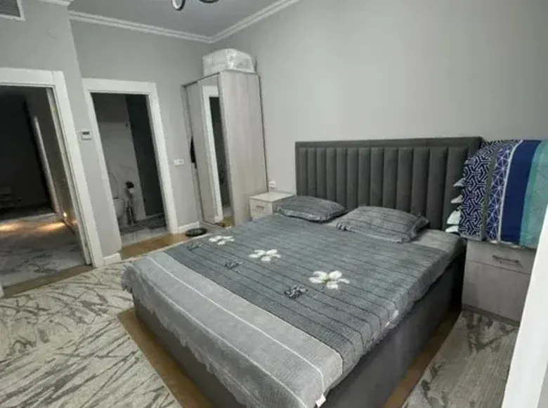 Продаётся 2-комнатная квартира, 70 м², 3/9 этаж — Яккасарайский район