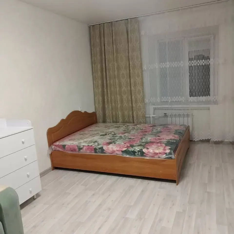 Сдаётся 2-комнатная квартира, 55 м², 3/5 этаж — Алмазарский район