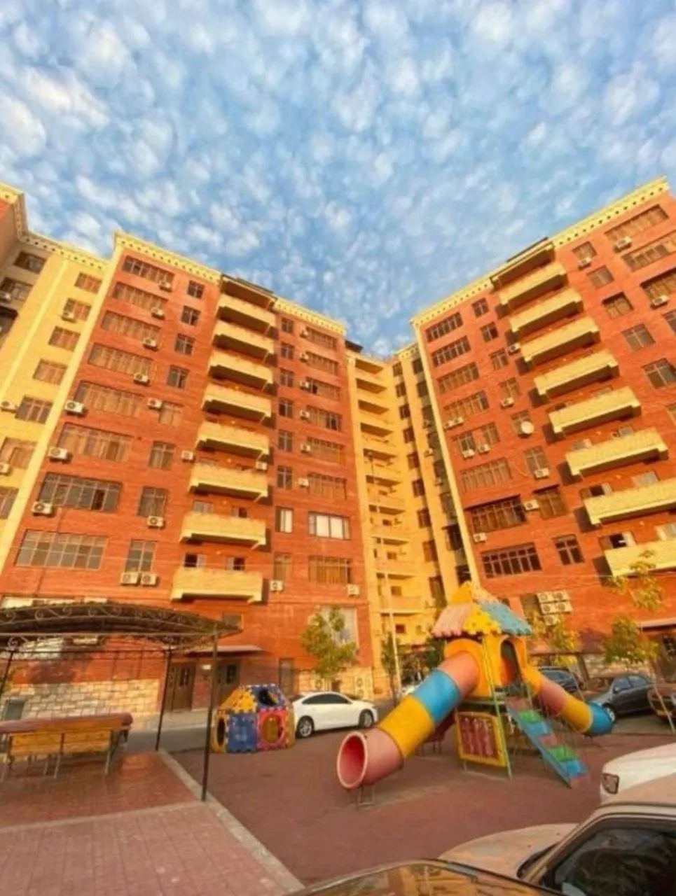 Продаётся 2-комнатная квартира, 80 м², 6/10 этаж — Юнусабадский район
