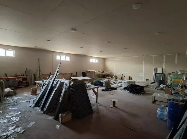 Ижарага берилади тижорат биноси, 1000 м², 2/2 қават — Олмазор тумани