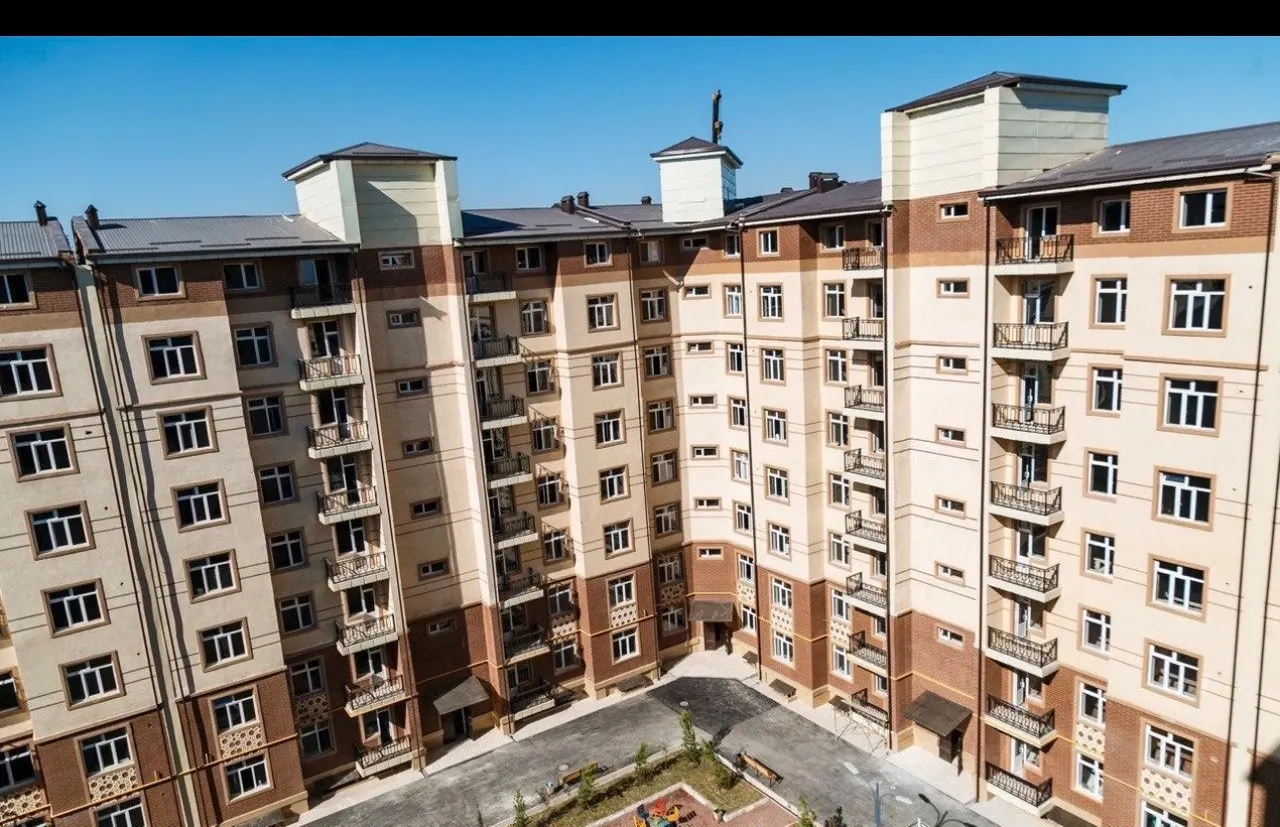 Сотилади 3 хонали квартира, 65 м², 1/7 қават — Яшнобод тумани