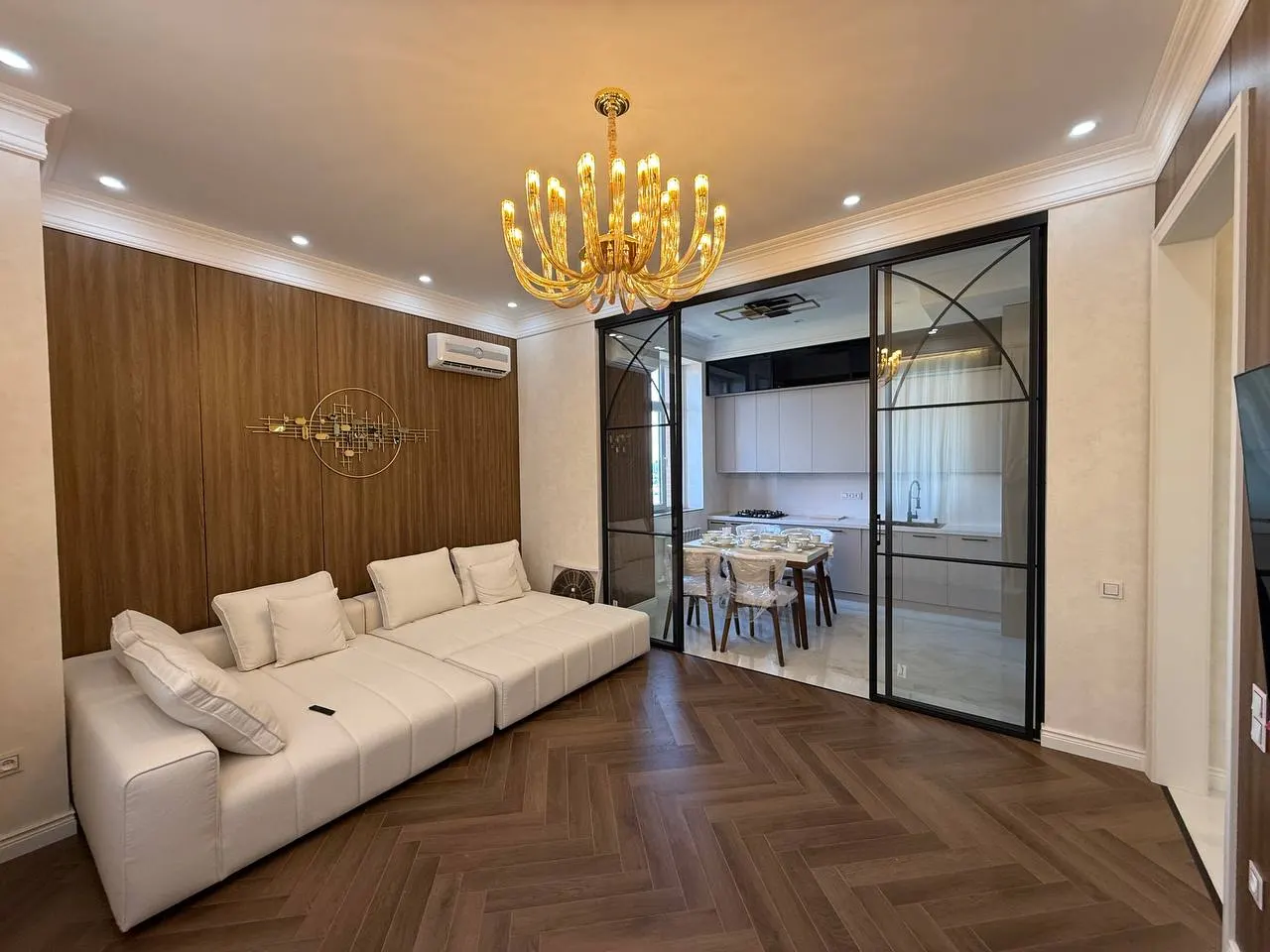 Сотилади 4 хонали квартира, 110 м², 8/9 қават — Миробод тумани