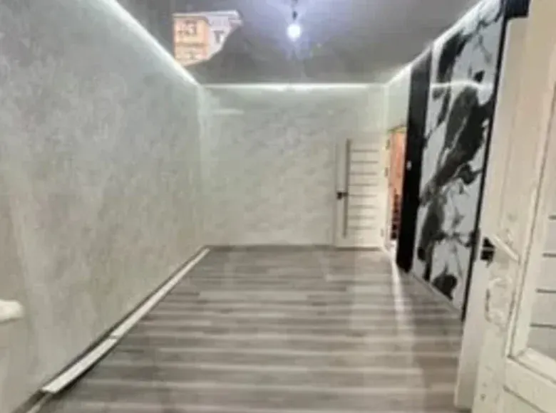 Сотилади 2 хонали квартира, 37 м², 3/4 қават — Янгиҳаёт тумани