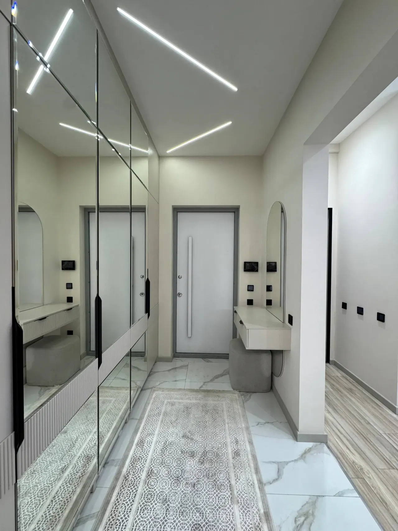 Сдаётся 2-комнатная квартира, 60 м², 5/10 этаж — Мирабадский район