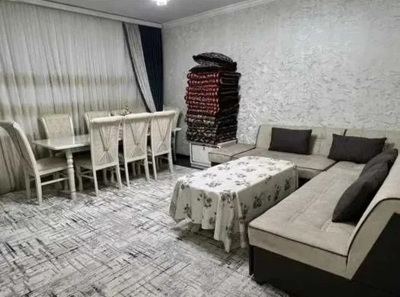 Сотилади 3 хонали квартира, 80 м², 2/9 қават — Мирзо Улуғбек тумани