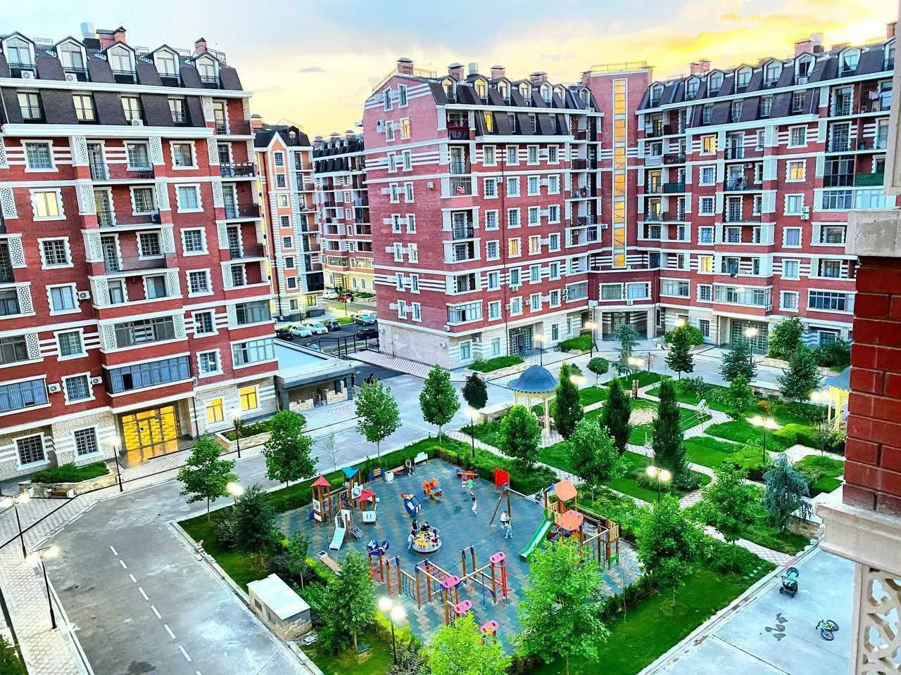 Сотилади 4 хонали квартира, 167 м², 8/9 қават — Миробод тумани