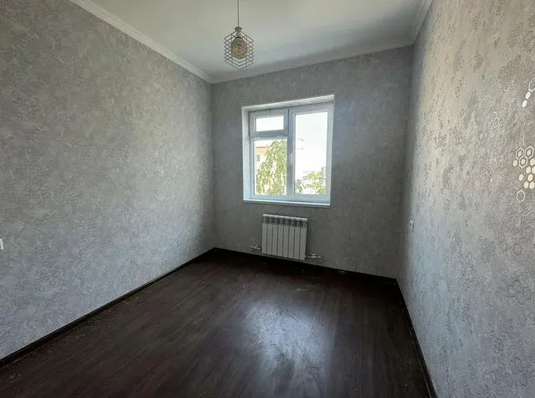 Sotiladi 3 xonali kvartira, 65 m², 3/7 qavat — Fargʻona shahri