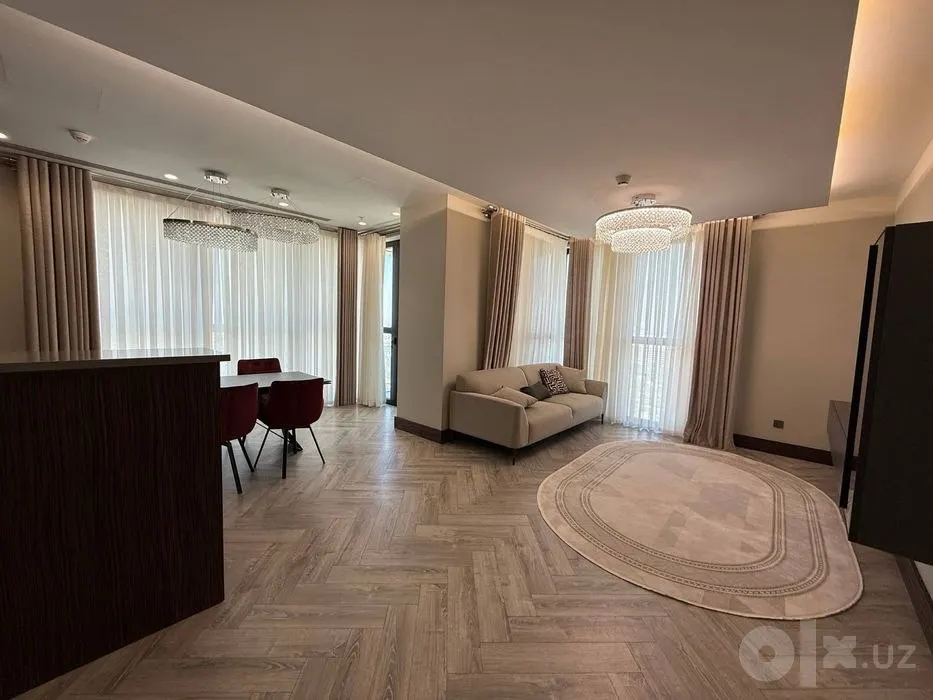 Ijaraga beriladi 3 xonali kvartira, 90 m², 17/21 qavat — Shayxontohur tumani