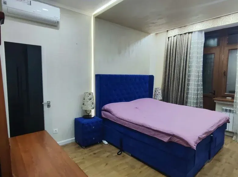 Сдаётся 4-комнатная квартира, 95 м², 7/8 этаж — Яккасарайский район