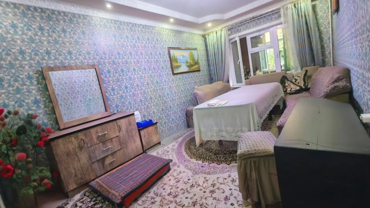 Продаётся 3-комнатная квартира, 100 м², 1/5 этаж — Чиланзарский район