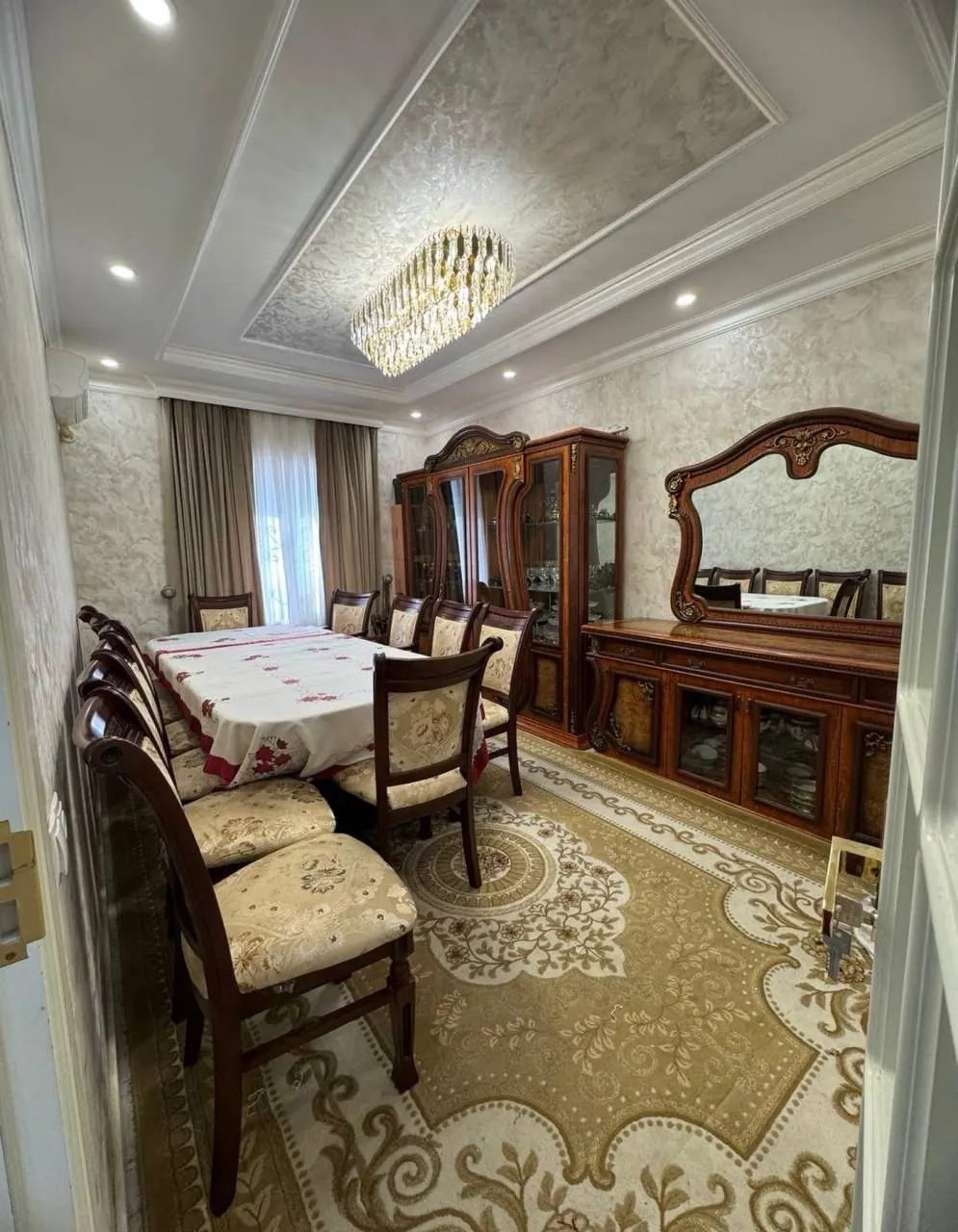 Sotiladi 4 xonali kvartira, 96 m², 9/9 qavat — Sergeli tumani