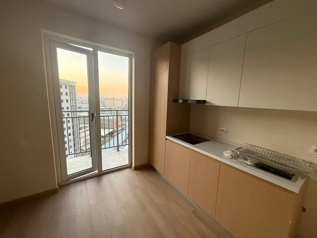 Sotiladi 2 xonali kvartira, 49 m², 15/16 qavat — Yashnobod tumani