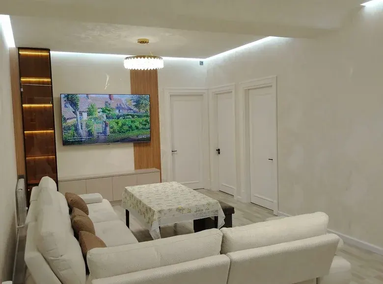Сотилади 3 хонали квартира, 92 м², 13/16 қават — Яккасарой тумани
