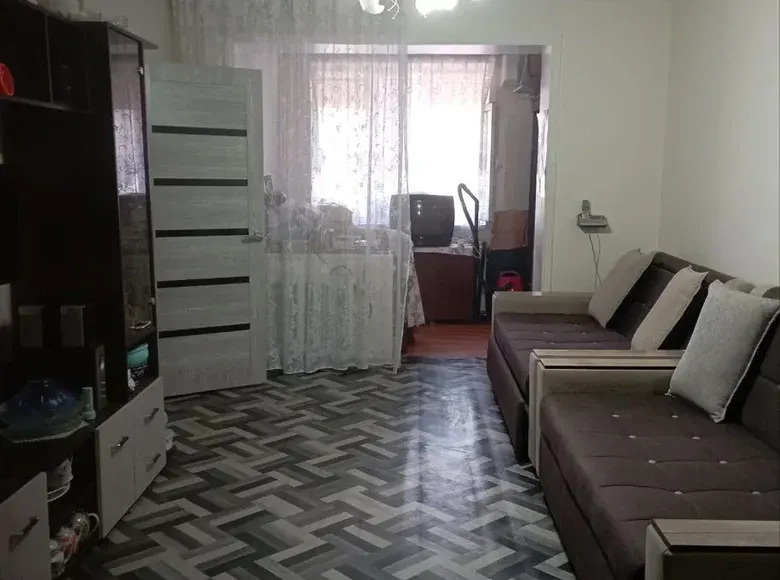 Сотилади 2 хонали квартира, 60 м², 3/5 қават — Миробод тумани