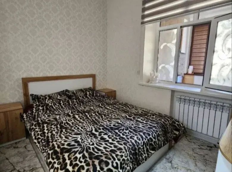 Сотилади 2 хонали квартира, 44 м², 1/6 қават — Мирзо Улуғбек тумани
