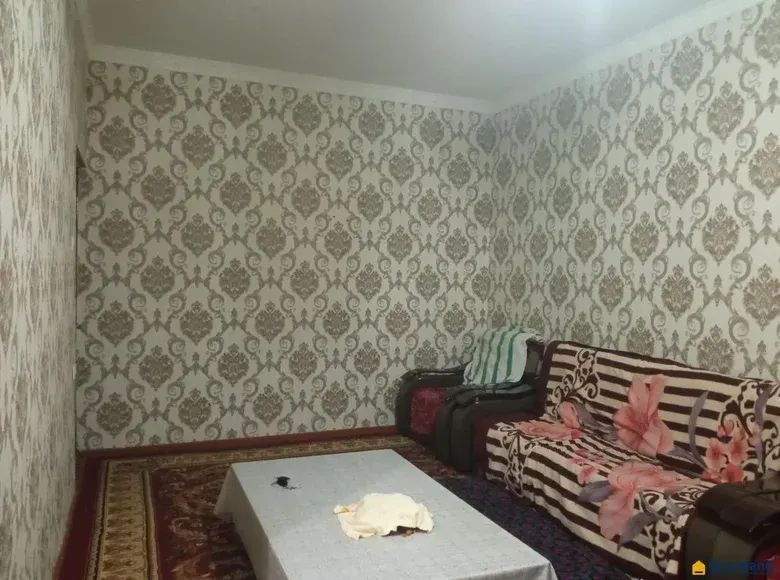 Продаётся 2-комнатная квартира, 50 м², 2/4 этаж — Ташкент
