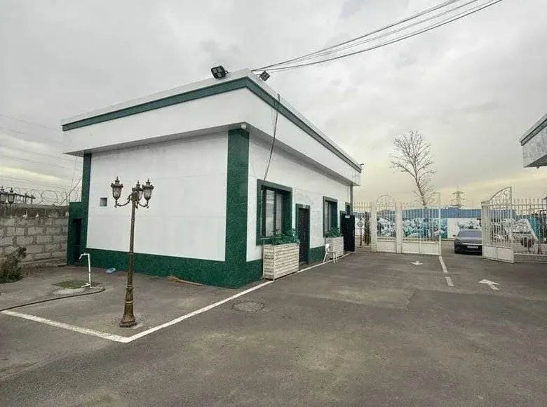 Продаётся коммерческое помещение, 3500 м², 1/1 этаж — Бектемирский район