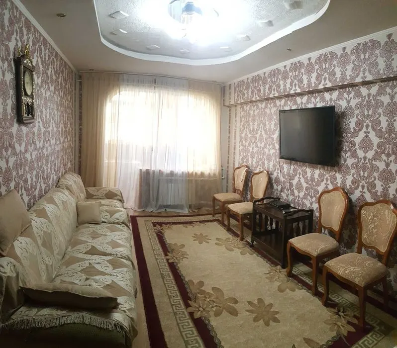 Сдаётся 4-комнатная квартира, 100 м², 4/4 этаж — Юнусабадский район