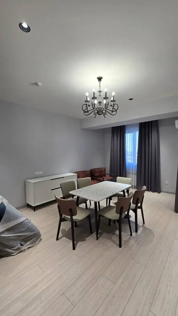 Ижарага берилади 3 хонали квартира, 107 м², 4/9 қават — Мирзо Улуғбек тумани