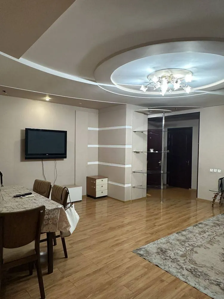 Сотилади 3 хонали квартира, 79 м², 3/4 қават — Мирзо Улуғбек тумани