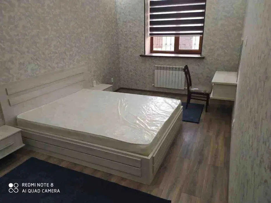 Ижарага берилади 3 хонали квартира, 100 м², 1/5 қават — Миробод тумани