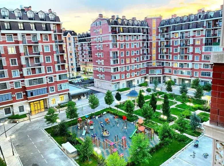Сотилади 5 хонали квартира, 175 м², 8/9 қават — Миробод тумани