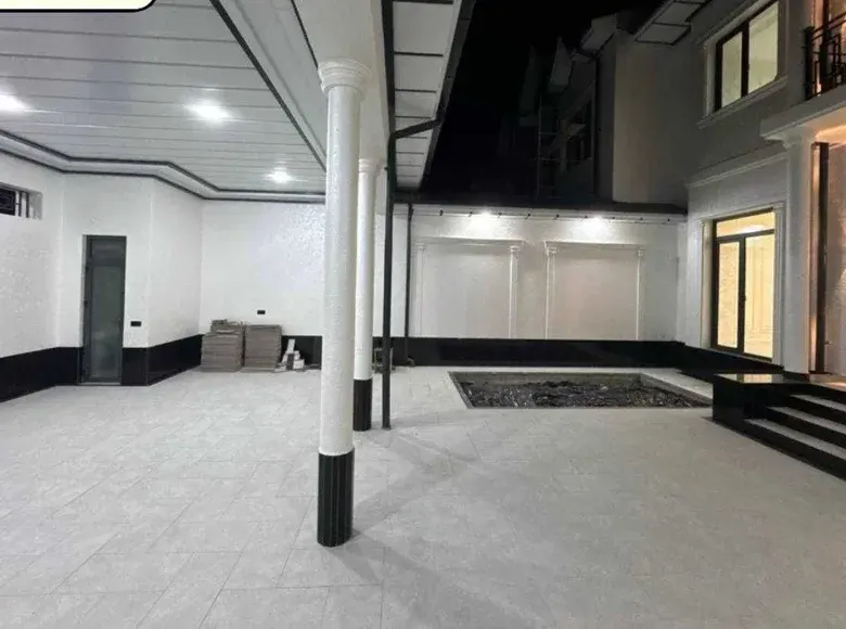 Сотилади 6 хонали ҳовли уй, 2 сотих, 275 м² — Сергели тумани