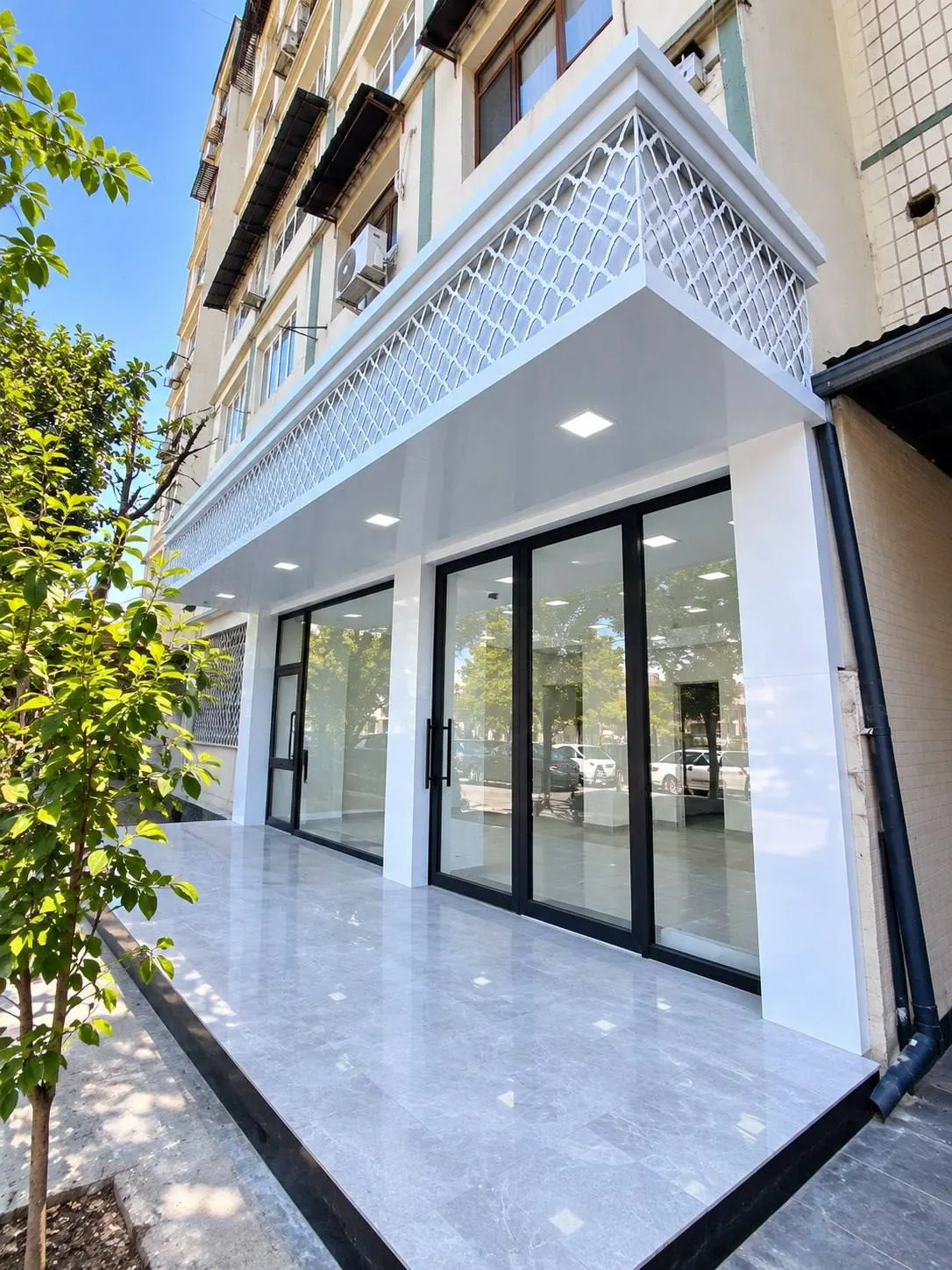 Сотилади тижорат биноси, 100 м², 1/4 қават — Яшнобод тумани
