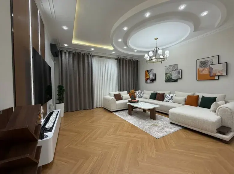Продаётся 3-комнатная квартира, 124 м², 7/8 этаж — Мирабадский район