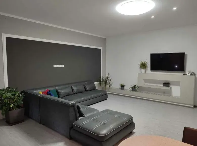 Ижарага берилади 4 хонали квартира, 100 м², 3/4 қават — Яшнобод тумани