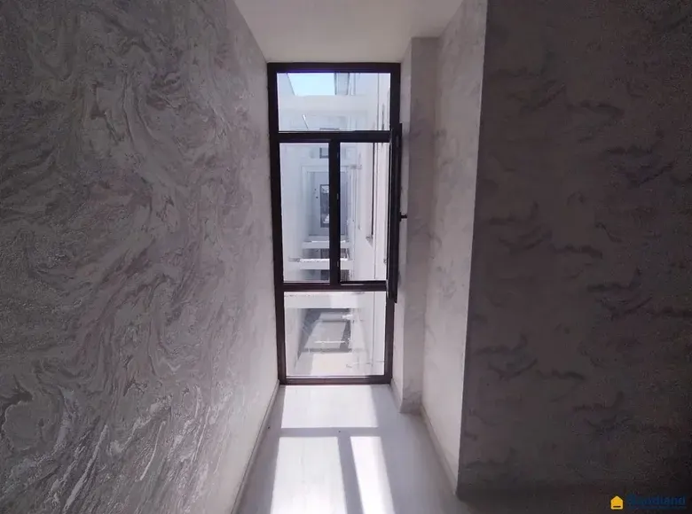 Продаётся 2-комнатная квартира, 45 м², 2/3 этаж — Ташкент