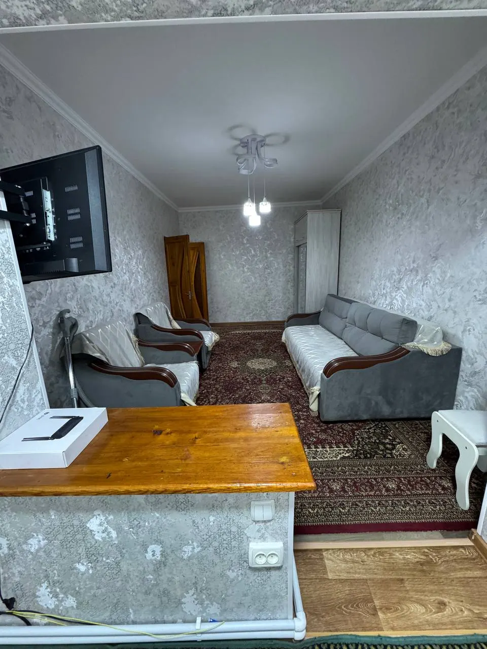 Ijaraga beriladi 1 xonali kvartira, 38 m², 4/4 qavat — Yakkasaroy tumani