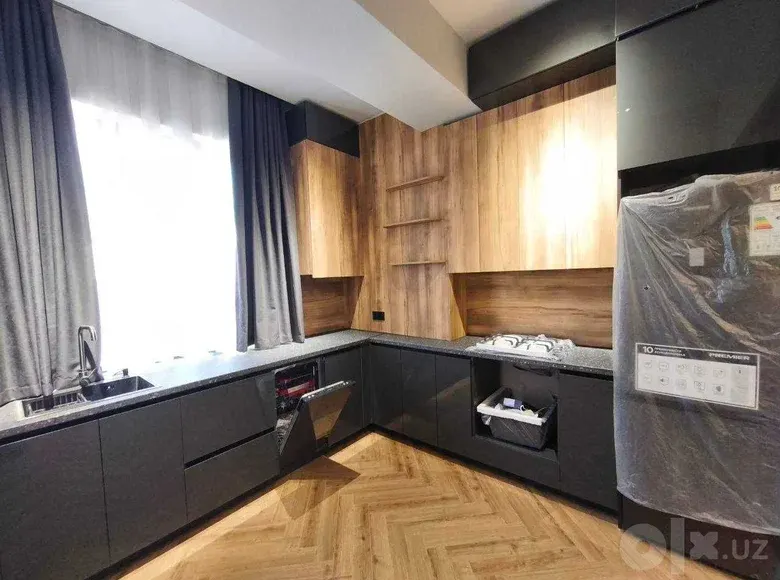 Sotiladi 3 xonali kvartira, 80 m², 6/10 qavat — Mirzo Ulugʻbek tumani