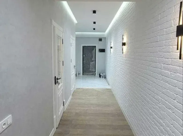 Сотилади 3 хонали квартира, 71 м², 8/9 қават — Самарқанд шаҳри